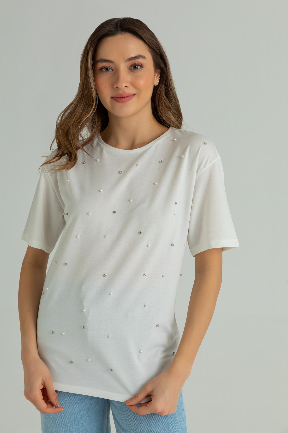 Deniz Butik İnci Taş İşlemeli T-Shirt - BEYAZ. 1