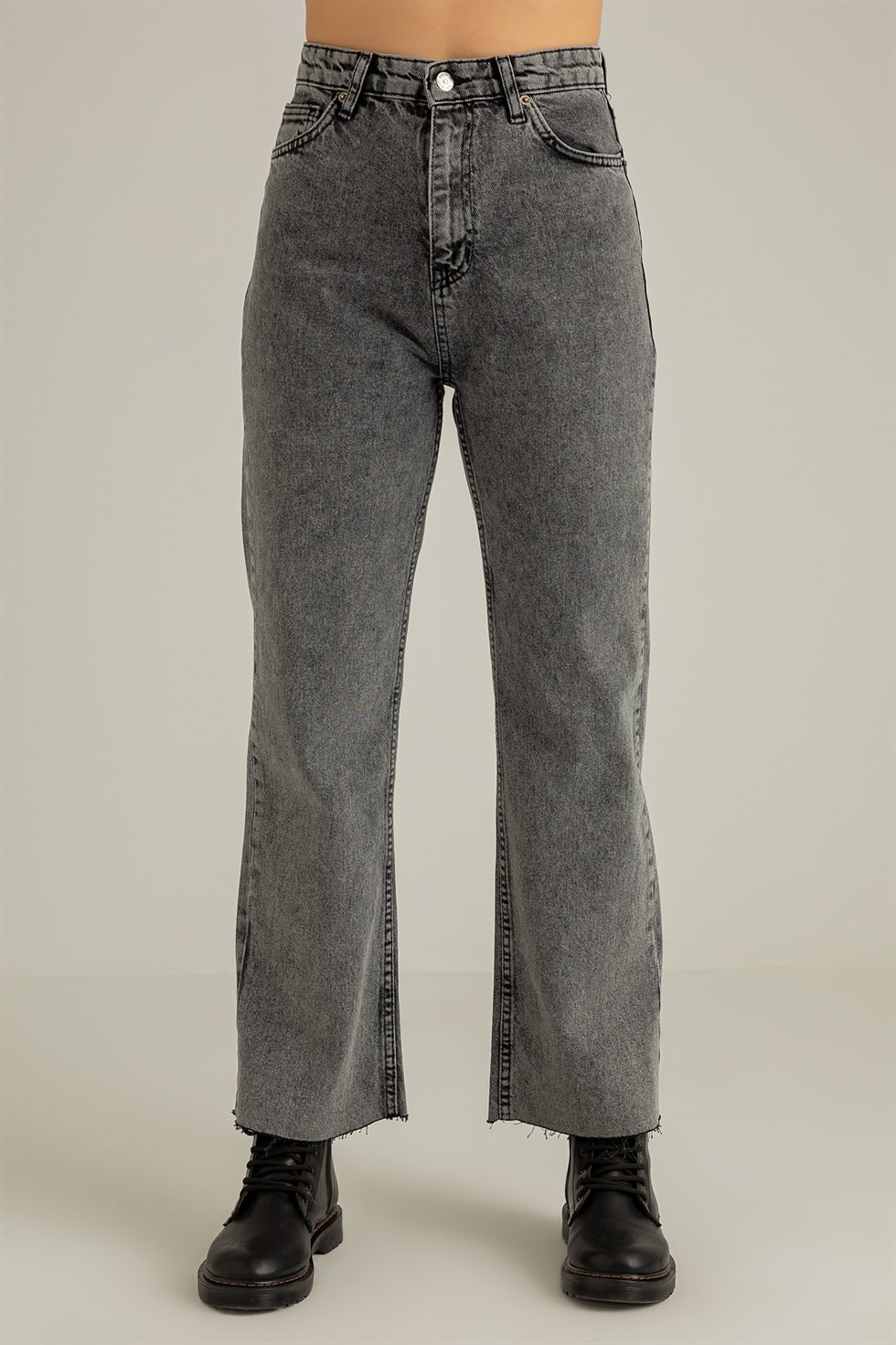 Deniz Butik Straight Jeans - FÜME. 4