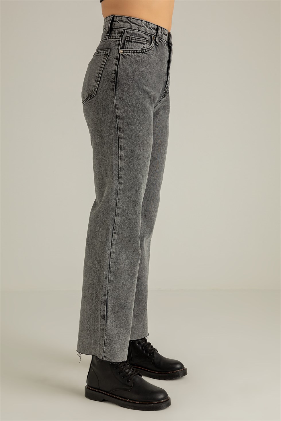 Deniz Butik Straight Jeans - FÜME. 5