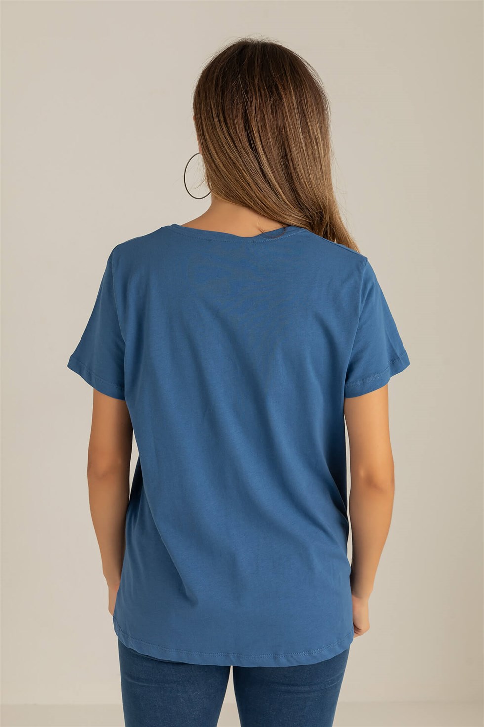 Deniz Butik V Yakalı Basic T-Shirt - LACİVERT. 2