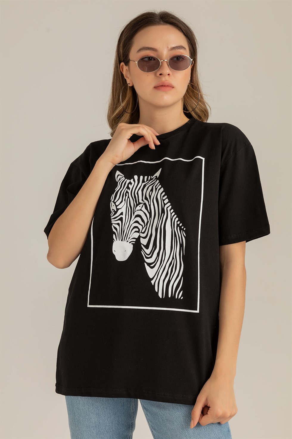 Deniz Butik Zebra Baskılı Tişört - SİYAH. 1