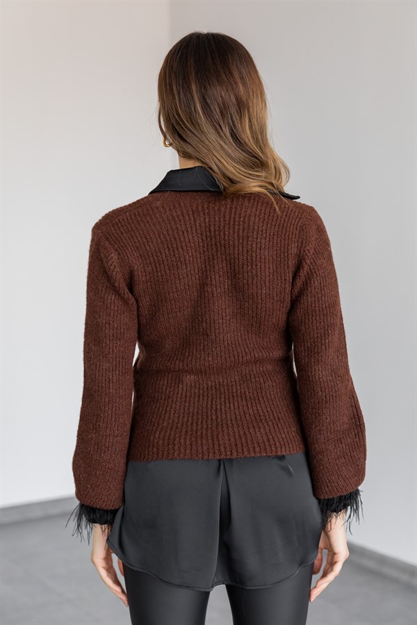 Brown Pullover